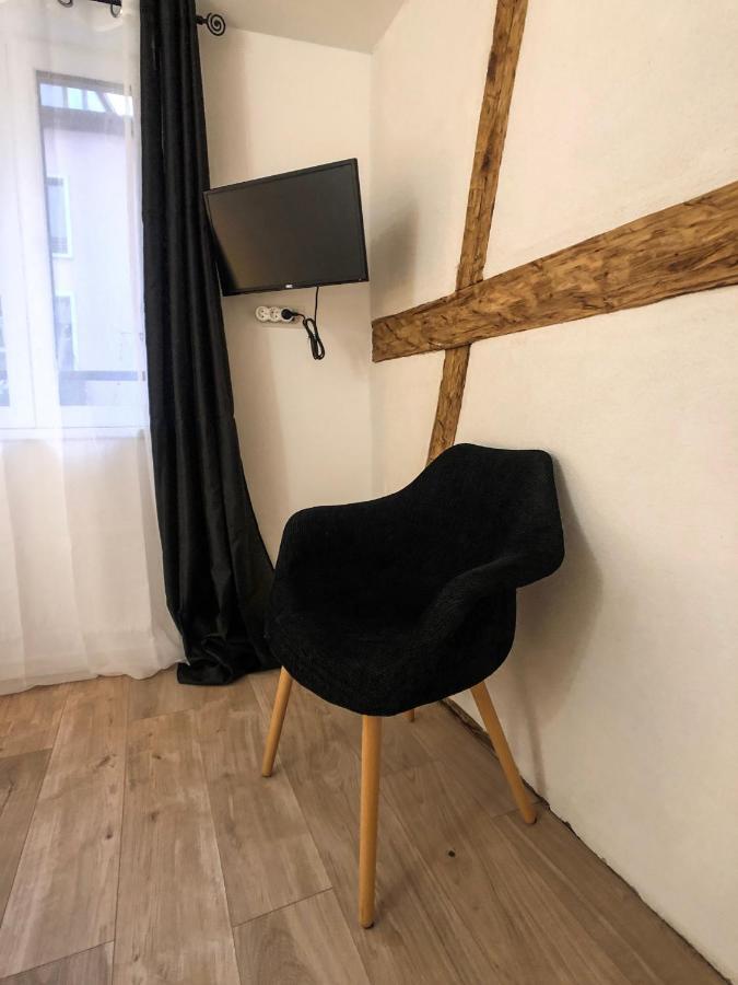 Beauty & The Beast - Old Town Cosy Apartamento